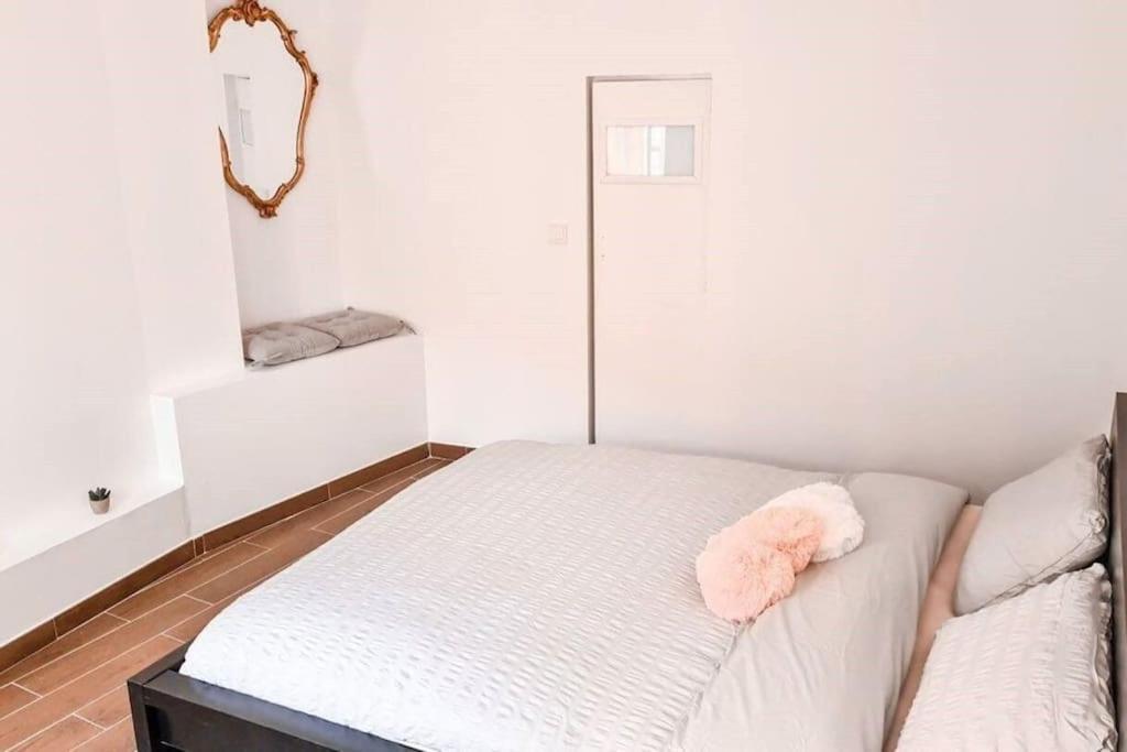 Douce Fragrance 4 Couchages Wifi Appartement Grasse Buitenkant foto